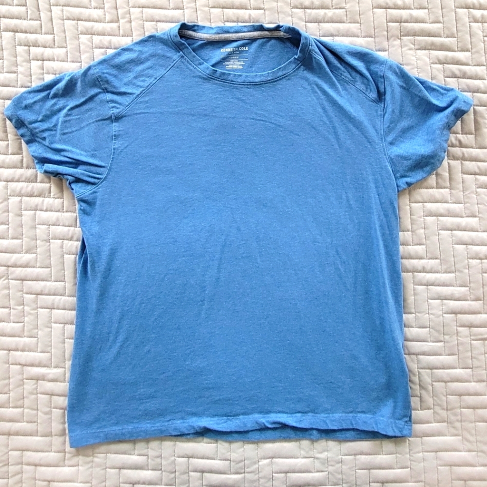 Large Short Sleeve Kenneth Cole Crew Neck T-Shirt